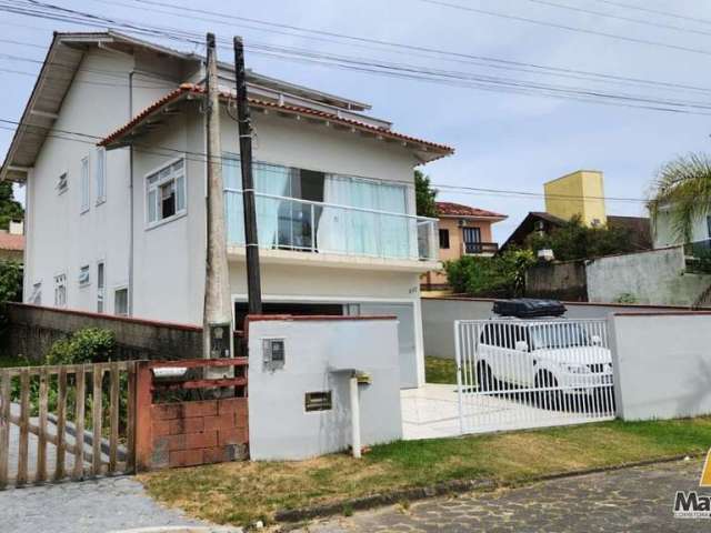 Sobrado na praia do Itaguaçu - São Francisco do Sul.