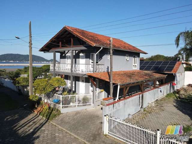 Casa frante mar Ubatuba