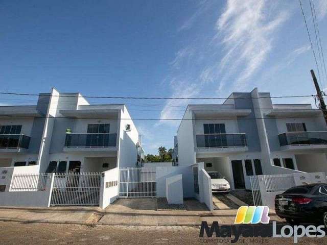 Sobrado à venda, 109 m² por R$ 392.000,00 - Acaraí - São Francisco do Sul/SC