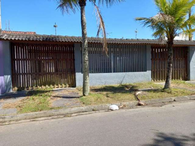 Casa para Venda em Itanhaém, Grandesp, 2 dormitórios, 1 banheiro, 4 vagas