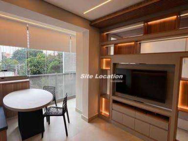 114032 Excelente localização! Lindo apartamento mobiliado em condomínio com Lazer completo.