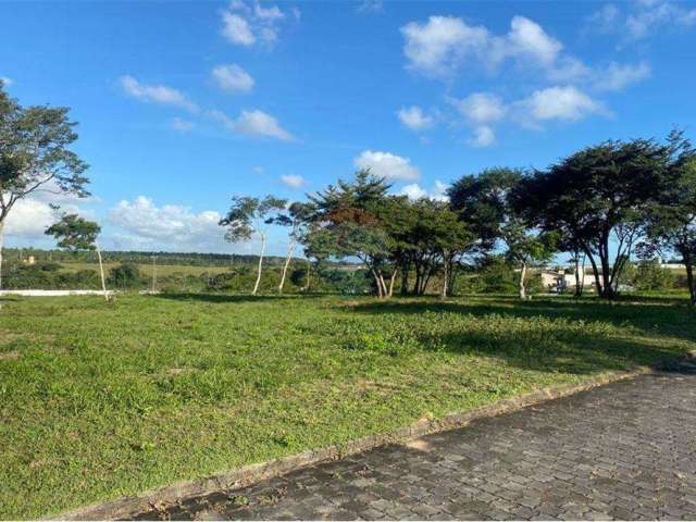 VENDO - Lote de 1000 m² em Condomínio Fechado Campestre