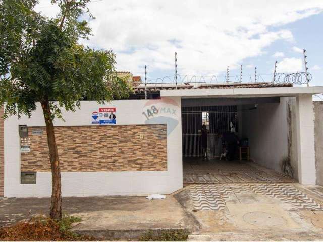 Casa à Venda no Coração de Nova Parnamirim, RN