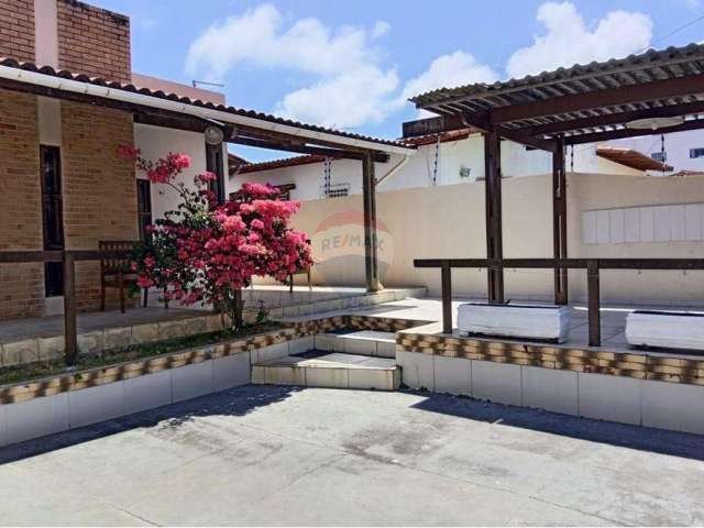 Vendo excelente casa na cidade verde- Parnamirim-RN com 4 quartos