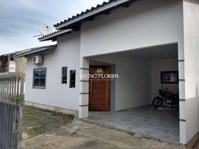 Casa com 2 quartos à venda na Estrela Dourada, 480, Tapera, Florianópolis por R$ 480.000