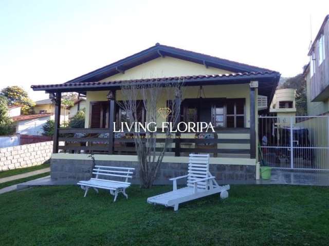 Casa com 3 quartos à venda na Rua da Capela, 1011, Campeche, Florianópolis por R$ 1.620.000