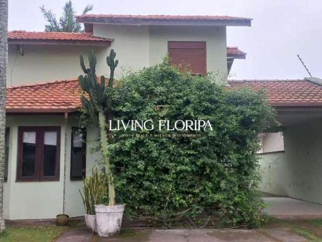 Casa com 3 quartos à venda na Rua Jardim dos Eucaliptos, 639, Campeche, Florianópolis por R$ 1.800.000