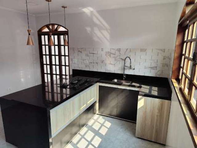 Sobrado com 3 dormitórios à venda, 150 m² por R$ 450.000,00 - Jardim Varan - Suzano/SP