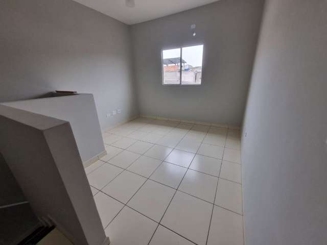 Casa com 2 dormitórios à venda, 54 m² por R$ 285.000 - Tude Bastos (Sítio do Campo) - Praia Grande/SP