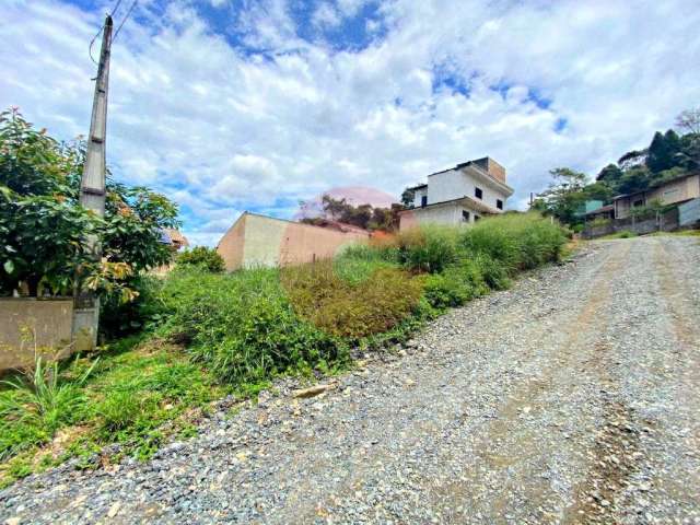 Venha conhecer este excelente terreno, situado no bairro Petrópolis em Joinville-SC.