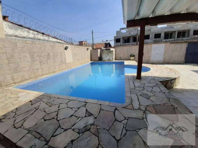 Vendo Casa Grande com Piscina à 300 Metros da Praia - Aviação