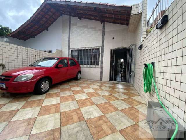 Vende-se casa 2 suítes geminada - ocian - praia grande