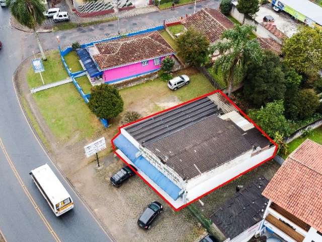 Terreno ZR3 de 360m² no Tingui – Localização Estratégica para Investidores e Construtores!