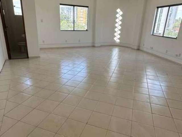 Sala comercial para alugar no Centro, Lauro de Freitas  por R$ 4.500