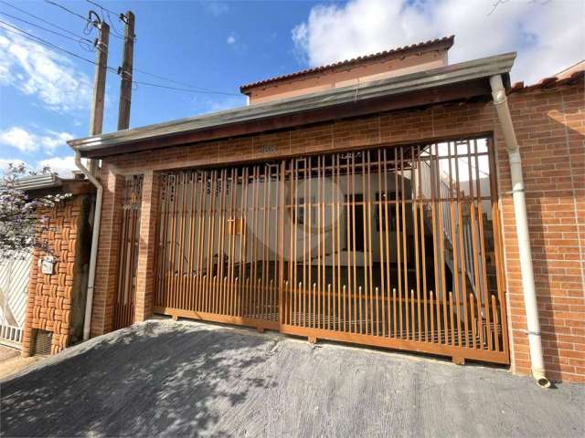 Casa com 4 quartos à venda em Wanel Ville - SP