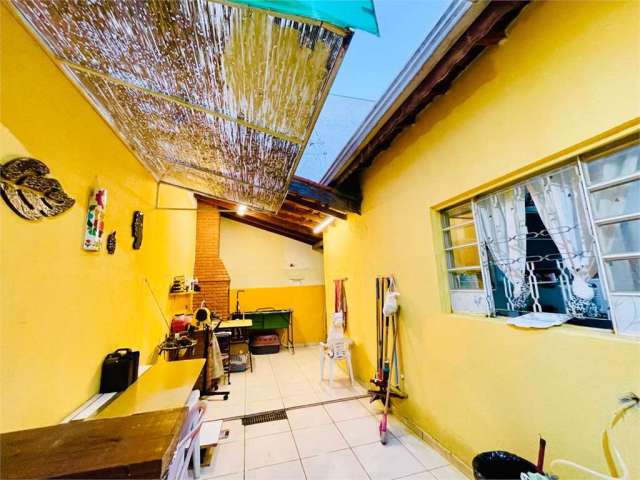 Casa a venda  de 3 Dormitórios sendo 1 com Suíte, em Wanel Ville 3-Zona Oeste Sorocaba