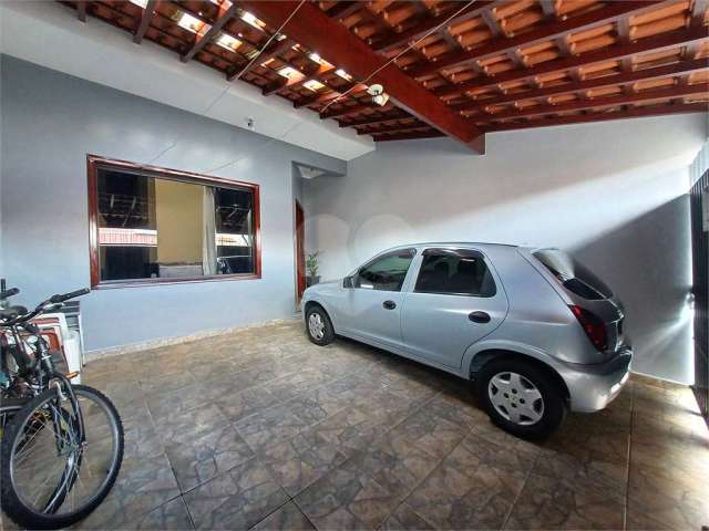 Casa com 2 quartos à venda em Vila Mineirão - SP