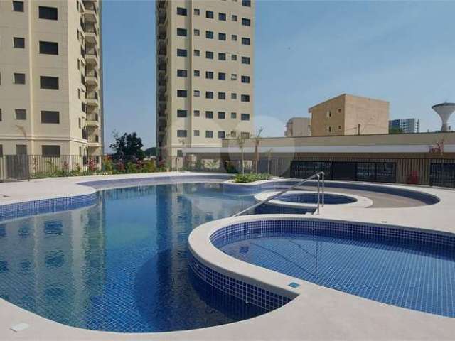 Apartamento com 3 quartos à venda em Vila Barão - SP