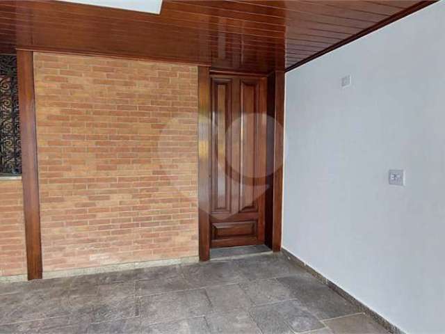 Casa com 3 quartos à venda ou para locação em Jardim Vergueiro - SP