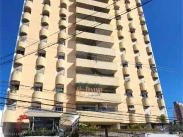 Apartamento com 3 quartos para locação em Centro - SP