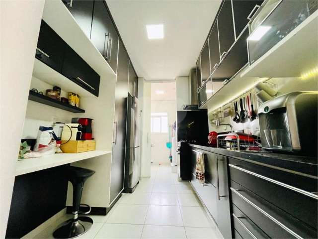 Apartamento com 3 quartos à venda em Vila Jardini - SP