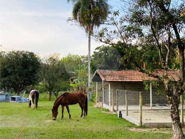 Casa com 3 quartos à venda ou para locação em Caputera - SP