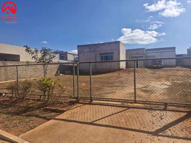 Casa em Condomínio para Venda em Brasília, Setor Habitacional Jardim Botânico, 3 dormitórios, 2 suítes, 3 banheiros, 3 vagas