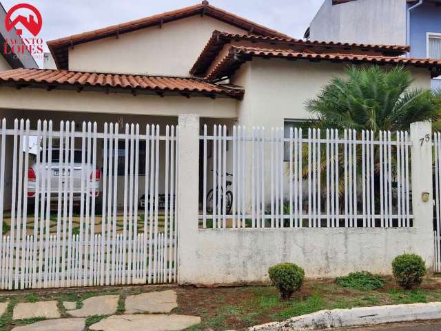 Casa para Venda em Brasília, Setor Habitacional Jardim Botânico, 4 dormitórios, 2 suítes, 3 banheiros, 2 vagas