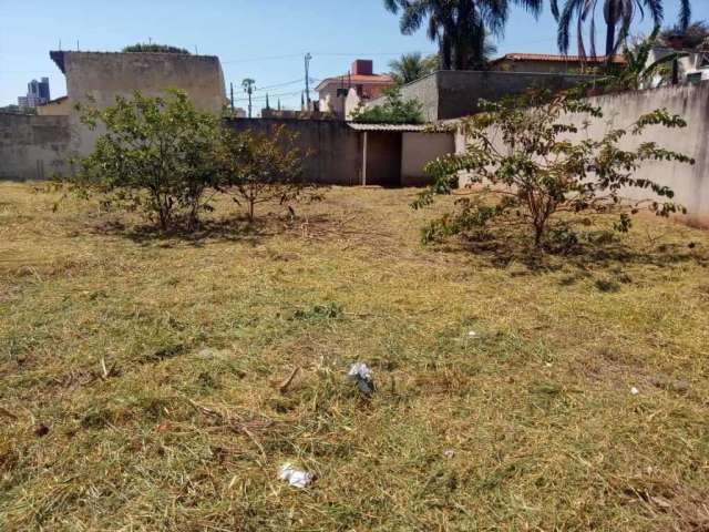 Terreno à venda no Jardim Gibertoni, São Carlos  por R$ 200.000