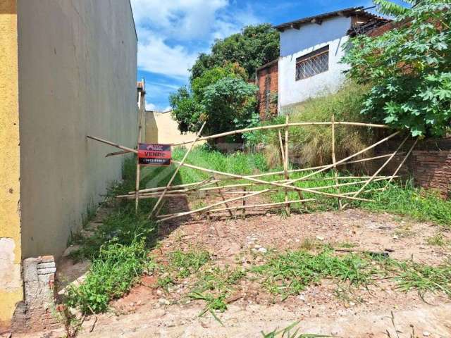 Terreno à venda no Jardim Santa Tereza, São Carlos  por R$ 65.000