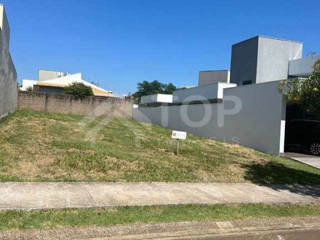 Terreno em condomínio fechado à venda no Jardim Jóckei Club A, São Carlos  por R$ 314.000