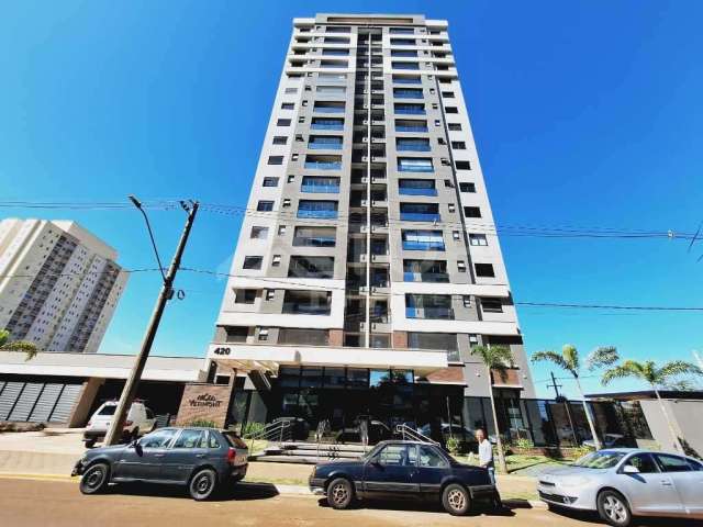 Apartamento com acabamento de alto padrão, vizinho ao shopping Iguatemi