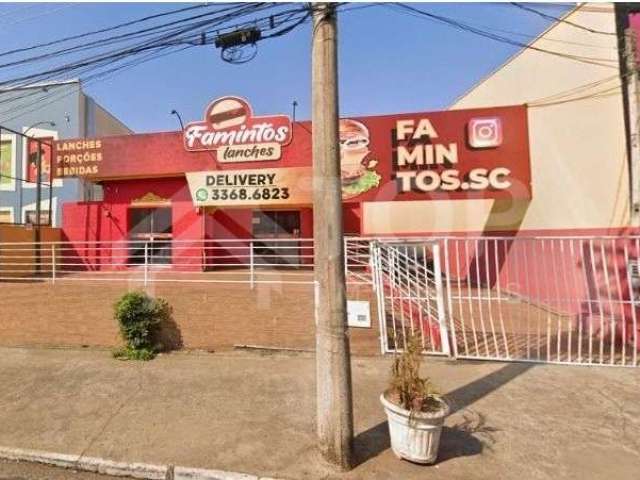 Excelente ponto comercial na Av. São Carlos