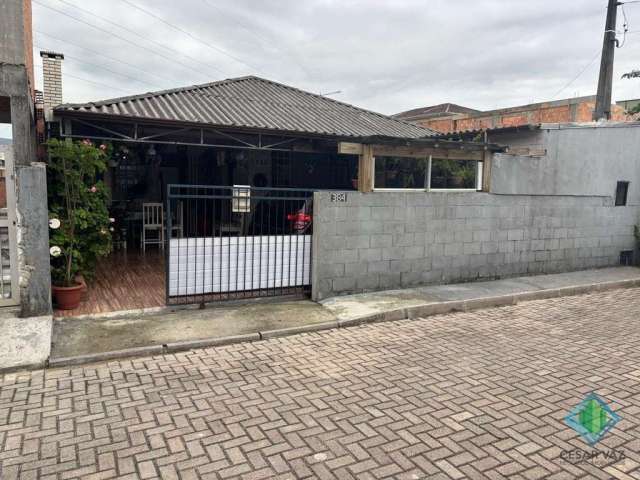 Casa com 3 quartos à venda na João Antônio da Silva, 384, Pachecos, Palhoça, 110 m2 por R$ 350.000