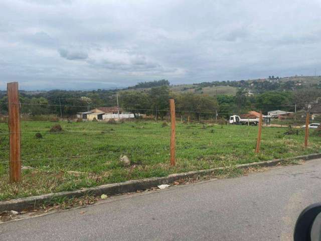 Terreno com 4800m2 no Bairro Cajuru