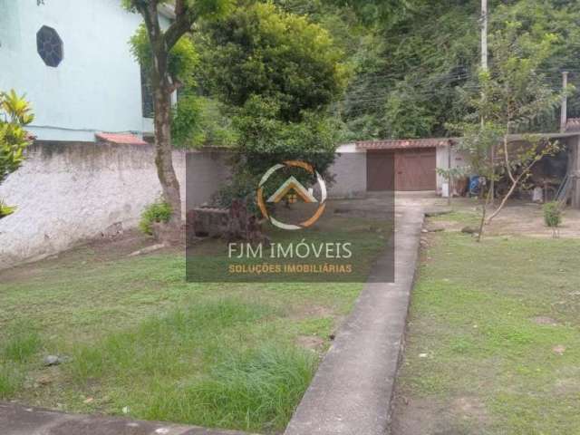 Lote / Terreno em Itaipu  -  Niterói