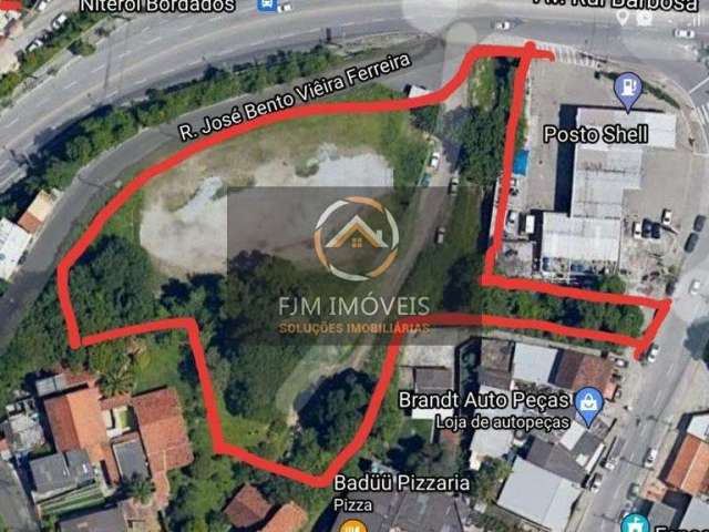 Lote/Terreno em São Francisco - Niterói: Venda e Locação por R$ 6.000.000 | Oportunidade Única!