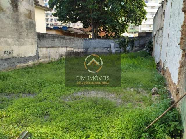 FJM Imóveis vende: Terreno no Centro de Niterói por R$1.2 milhões - confira agora!