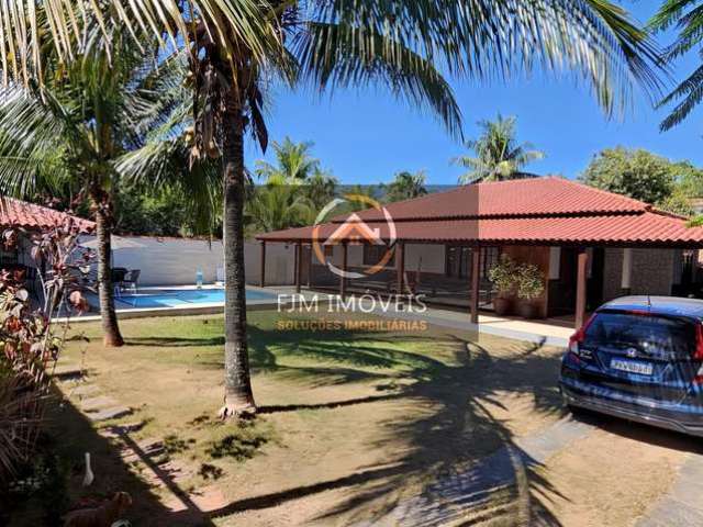 FJM Imóveis vende: Casa em Jardim Atlântico, Maricá: 3 dormitórios, 1 suíte, 300m² por R$800.000