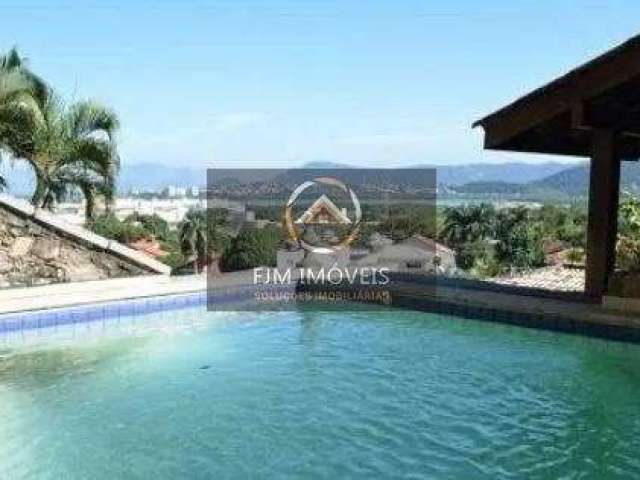 FJM Imóveis vende: Casa de luxo em Itacoatiara - Niterói com 336m², 3 quartos e 2 suítes por R$1.620.000