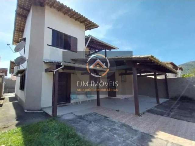 FJM IMÓVEIS VENDE: Casa em Itaipu, Niterói: 192m², 4 dormitórios, 2 suítes, 2 banheiros por R$ 750.000. Oportunidade imperdível!