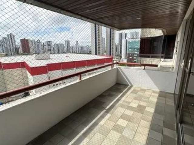 Apartamento para venda possui 168 metros com 3 quartos sendo 1 suíte com 2 vgs no Tamarineira - Recife - PE