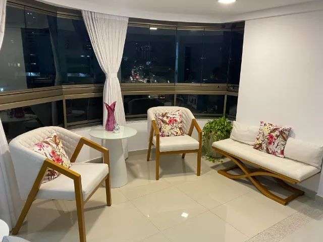 Apartamento para venda possui 122 metros com 4 quartos sendo 2 suítes com 2 vgs em Casa amarela - Recife - PE