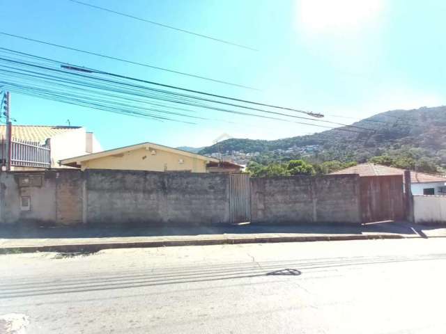 Casas Padrão em Poços de Caldas