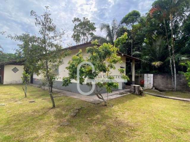 Casa com 3 dormitórios à venda, 226 m² por R$ 400.000,00 - jardim Somar - Peruíbe/SP