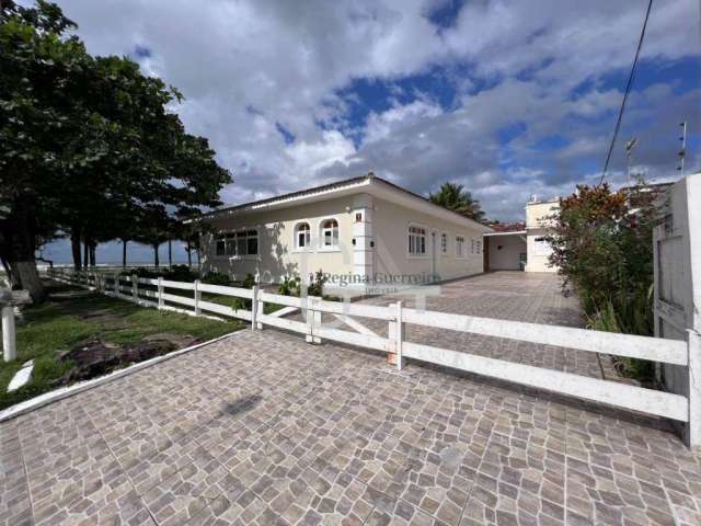 Casa com 4 dormitórios à venda, 280 m² por R$ 1.590.000,00 - Parque Balneário Oásis - Peruíbe/SP