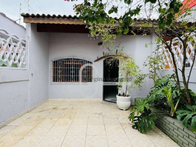 Casa com 3 dormitórios à venda, 97 m² por R$ 550.000,00 - Centro - Peruíbe/SP