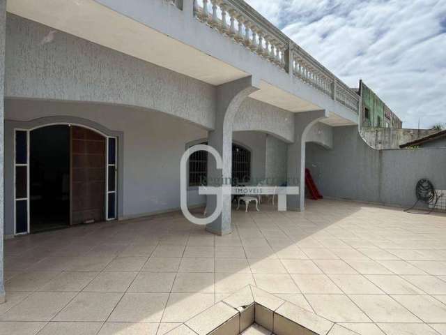 Casa com 4 dormitórios à venda, 345 m² por R$ 1.300.000,00 - Centro - Peruíbe/SP