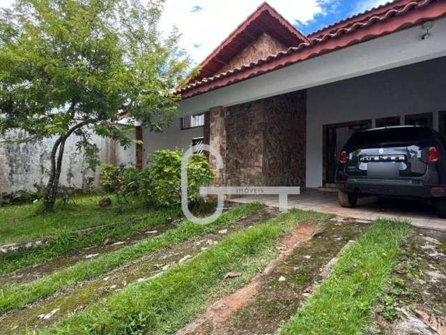 Casa com 4 dormitórios à venda, 220 m² por R$ 1.200.000,00 - Centro - Peruíbe/SP