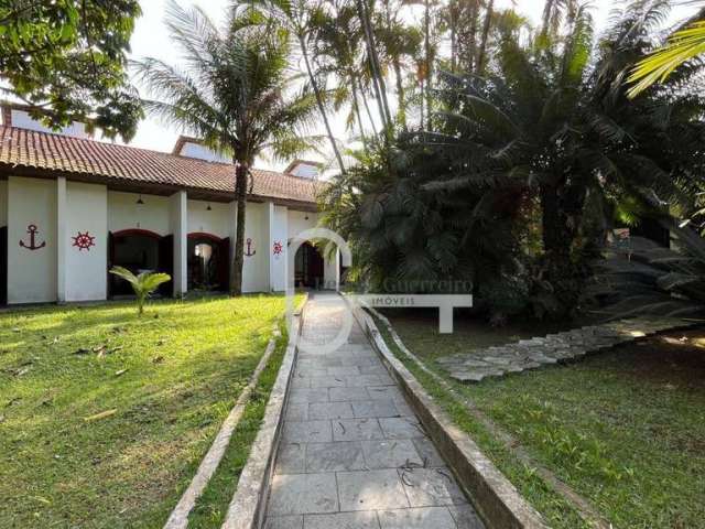 Casa com 11 dormitórios à venda, 515 m² por R$ 2.800.000,00 - Balneario Arpoador - Peruíbe/SP